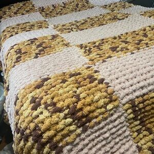 Elegant Patchwork Chenille Quilt